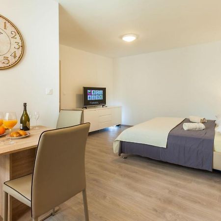 Apartments & Room Libar Сплит Екстериор снимка